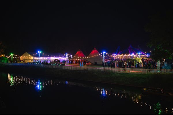 Showbase_trinityball_2